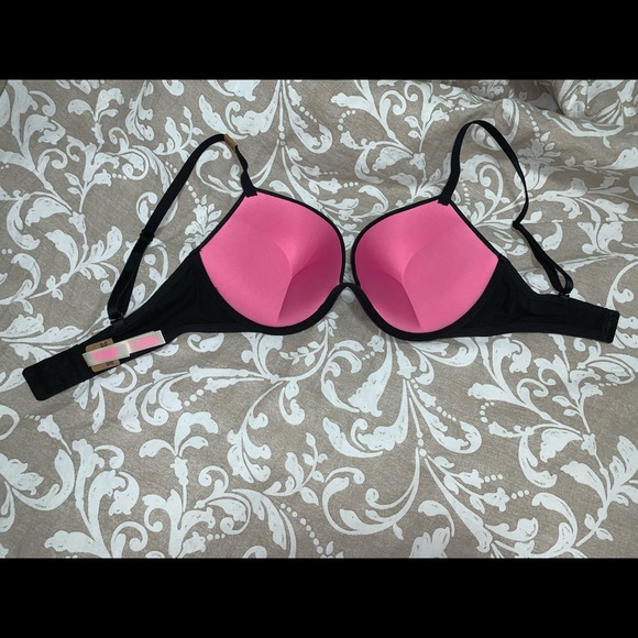 Victoria’s Secret Pink bra - Picture 2 of 3